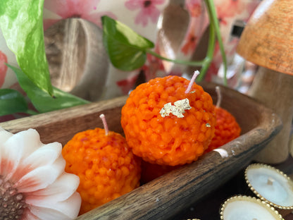 Motichoor Laddoo candle - Box of four laddoos