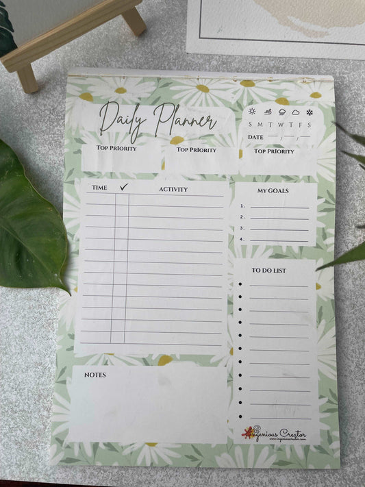 Self Love Daily Planner: Never hide your wings